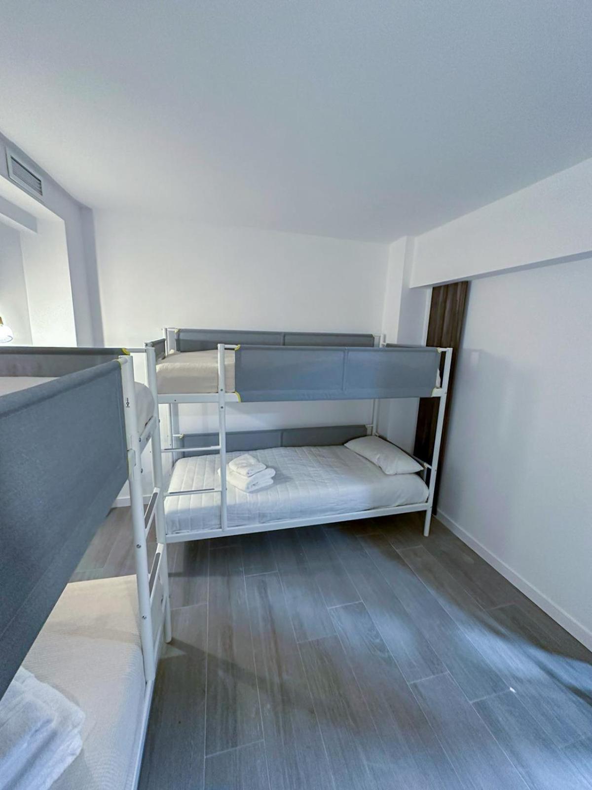 Zur Boutique Hostel Fuengirola Exterior foto